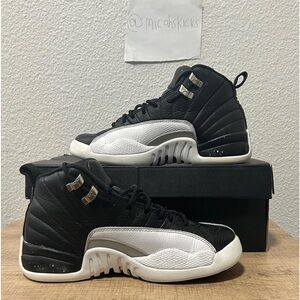 Air jordan 12 “playoffs”